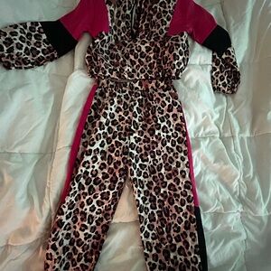 SHEIN Leopard Print Outfit with Pink Highlights